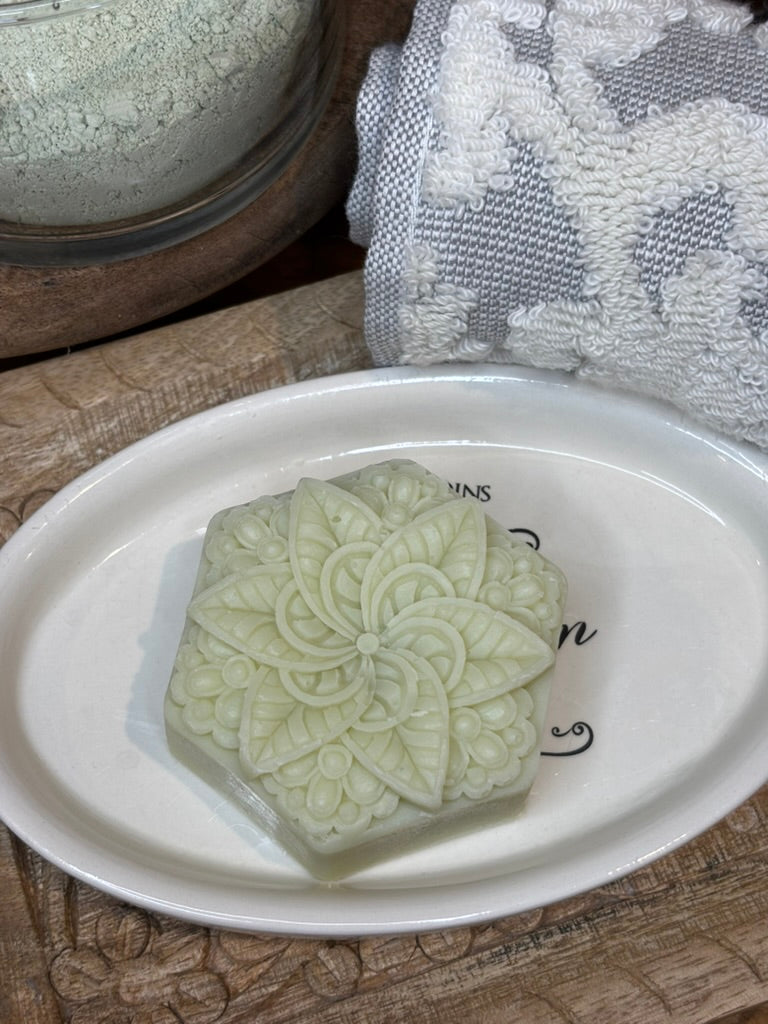 Moonlight Garden Soap Collection: Wildvine Cameo